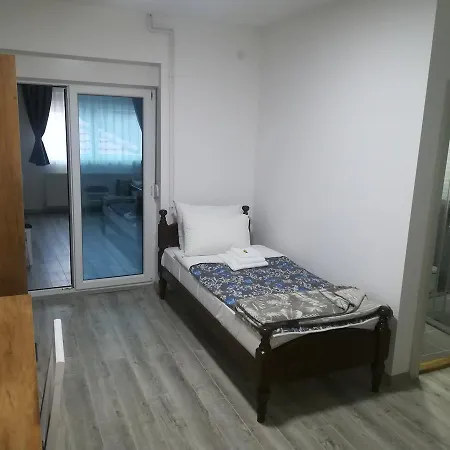 Motel Karavan 123