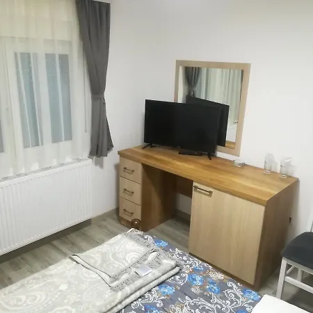 Karavan 123 *