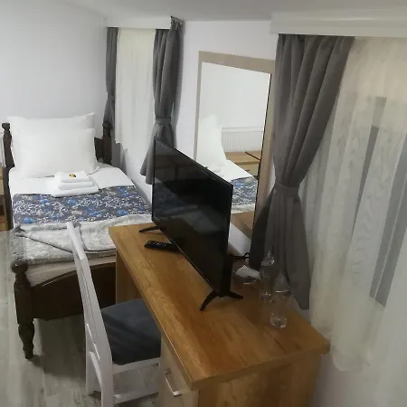 Karavan 123 *